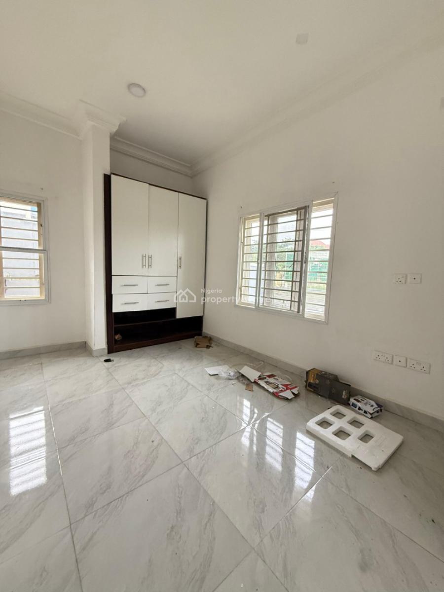 Lovely 3 Bedroom Flat with Bq on The Ground Floor, Jahi, Abuja, Flat / Apartment for Rent