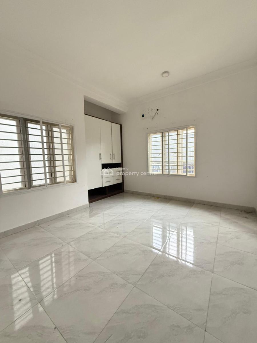Lovely 3 Bedroom Flat with Bq on The Ground Floor, Jahi, Abuja, Flat / Apartment for Rent