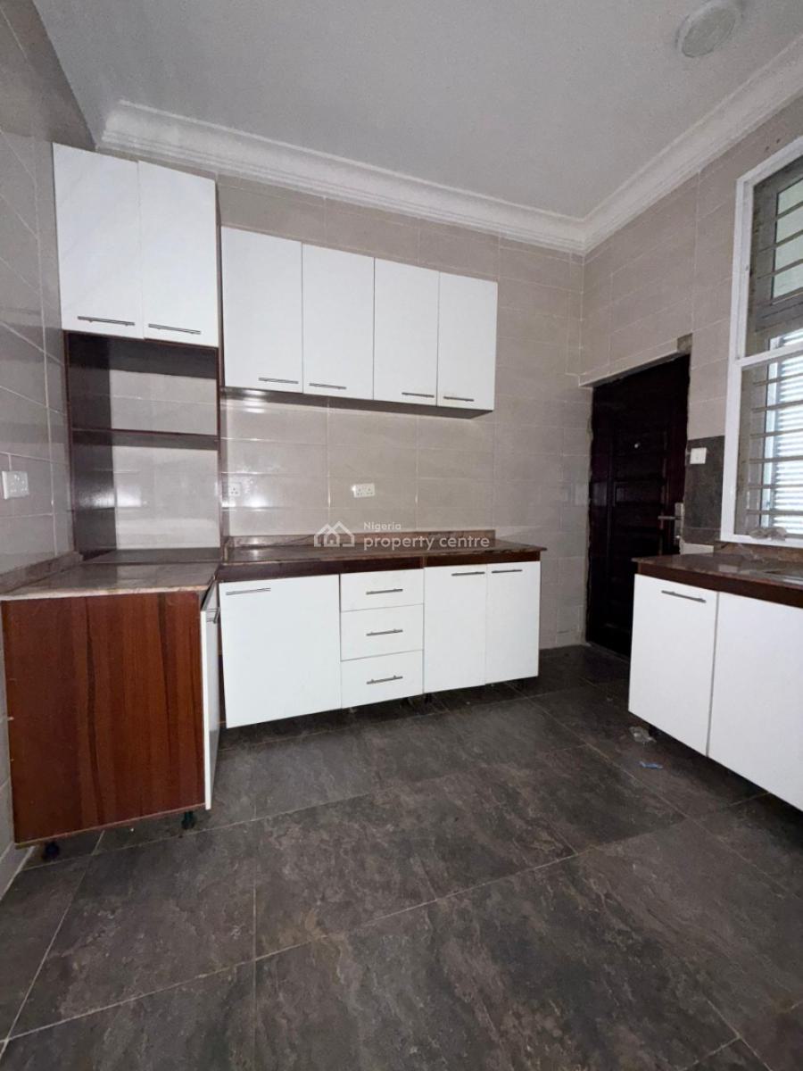 Lovely 3 Bedroom Flat with Bq on The Ground Floor, Jahi, Abuja, Flat / Apartment for Rent