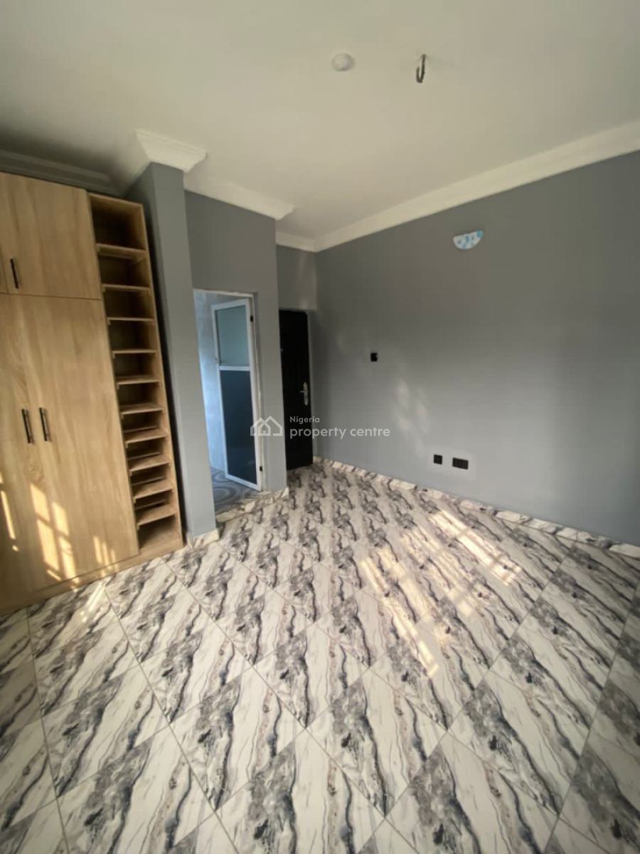 an Executive Three Bedroom Flat, Good News Estate Extension,thera Annex, Sangotedo, Ajah, Lagos, Flat / Apartment for Rent