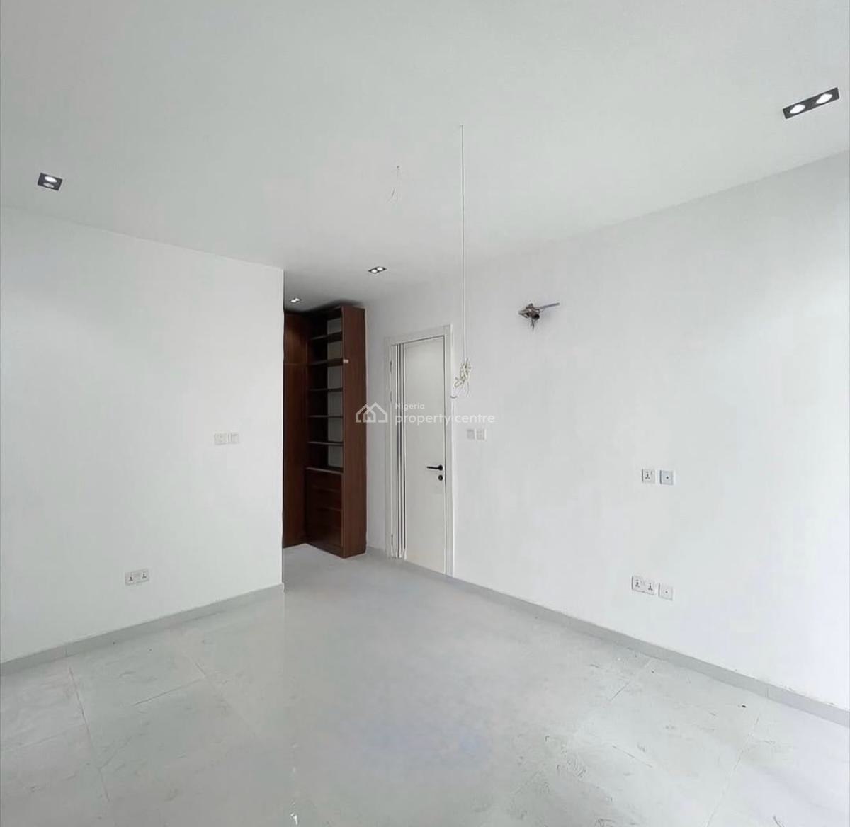 Exquisite 2 Bedroom Apartment, Ologolo Lekki, Ologolo, Lekki, Lagos, Flat / Apartment for Rent