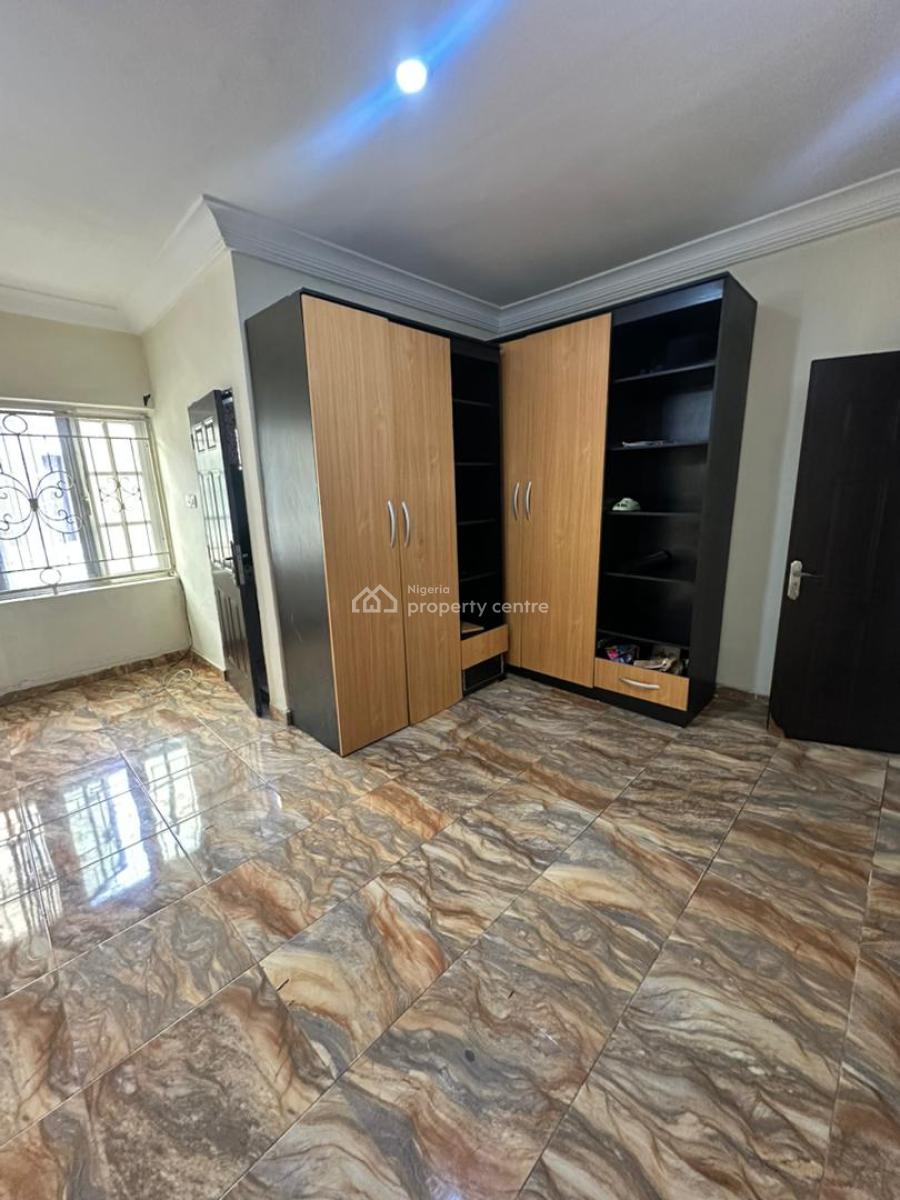 Serviced 4 Bedroom Terrace with 24 Hours Light, Chevron, Lekki, Lagos, Terraced Duplex for Rent