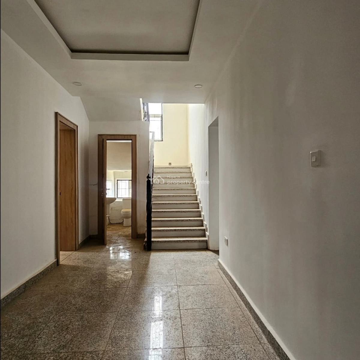 6 Bedrooms Duplex with Swimming Pool and 2 Rooms Bq, Guzape District, Abuja, House for Sale