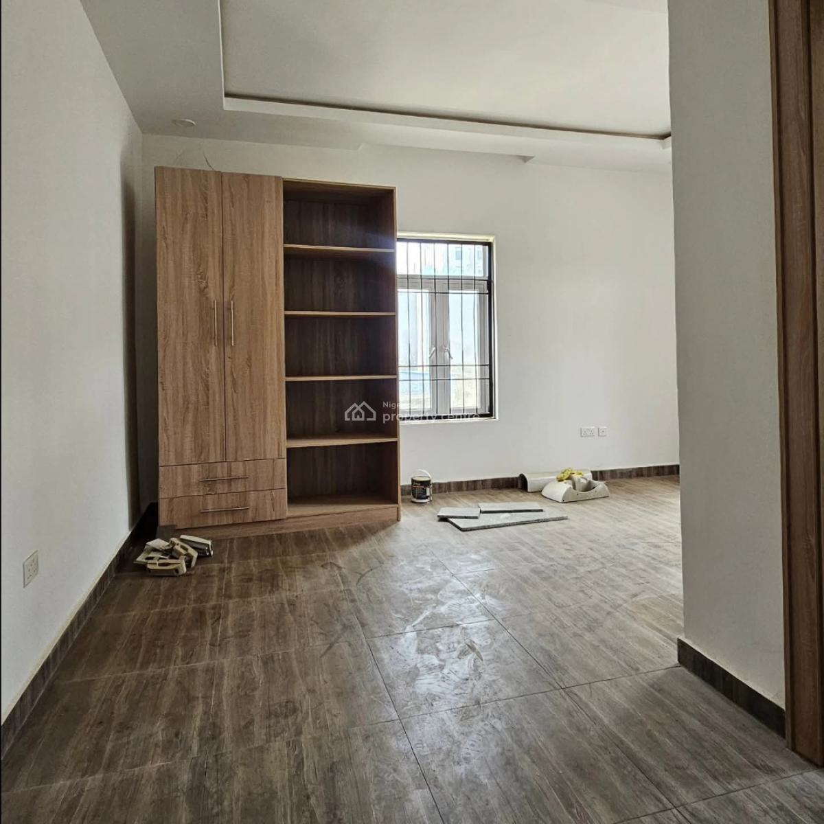 6 Bedrooms Duplex with Swimming Pool and 2 Rooms Bq, Guzape District, Abuja, House for Sale