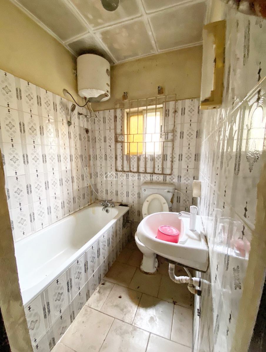 3 Bedroom Detached Bungalow in a Gated & Secured Neighborhood, Off Rumuokwurusi Tank Flyover, By Eneka Link Road, Port Harcourt, Rivers, Detached Bungalow for Sale