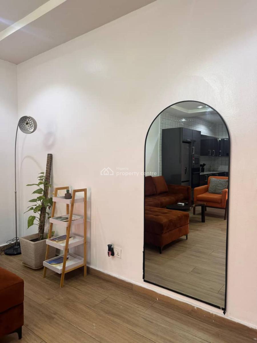Cozy 1bedroom Apartment with Swimming Pool and Gym, Lekki Phase 1, Lekki, Lagos, Mini Flat (room and Parlour) Short Let