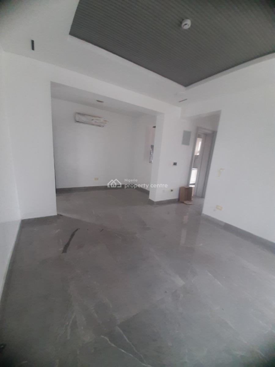 1 Bedroom New Serviced Flat with Fitted Kitchen, and Air Conditioners, Lekki Phase 1, Lekki, Lagos, Flat / Apartment for Rent