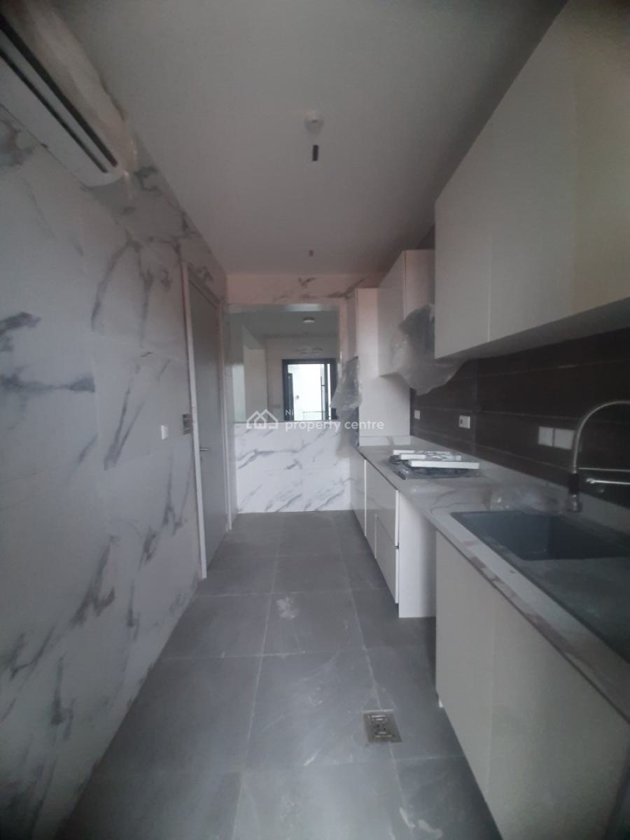 1 Bedroom New Serviced Flat with Fitted Kitchen, and Air Conditioners, Lekki Phase 1, Lekki, Lagos, Flat / Apartment for Rent