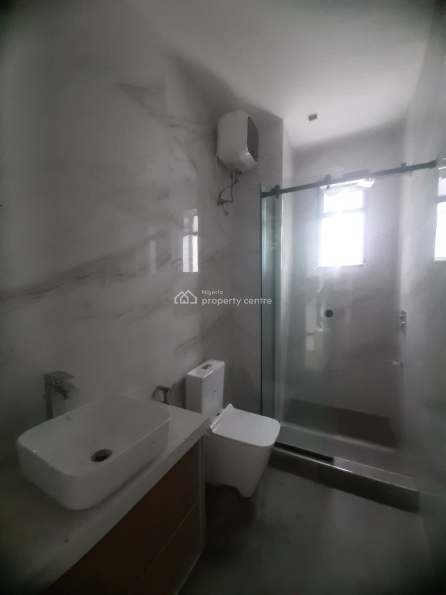1 Bedroom New Serviced Flat with Fitted Kitchen, and Air Conditioners, Lekki Phase 1, Lekki, Lagos, Flat / Apartment for Rent