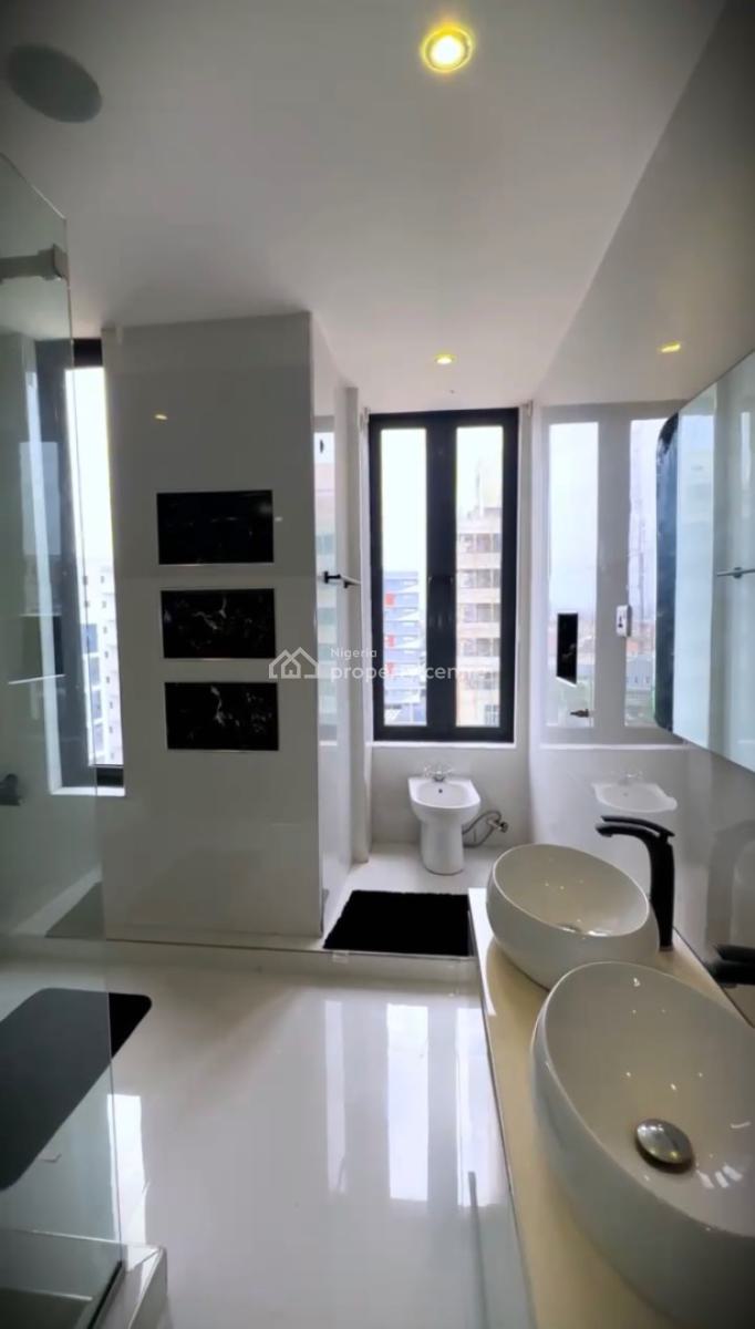 Fully Furnished & Serviced 3 Bedroom Penthouse + Bq, Pool, Gym, Lekki Phase 1, Lekki, Lagos, Flat / Apartment for Rent