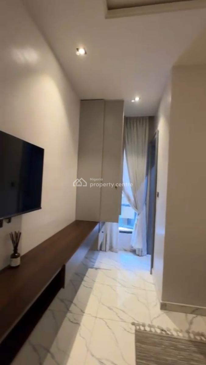 Fully Furnished & Serviced 2 Bedroom Apartment + Swimming Pool, Gym, Lekki Phase 1, Lekki, Lagos, Flat / Apartment for Rent
