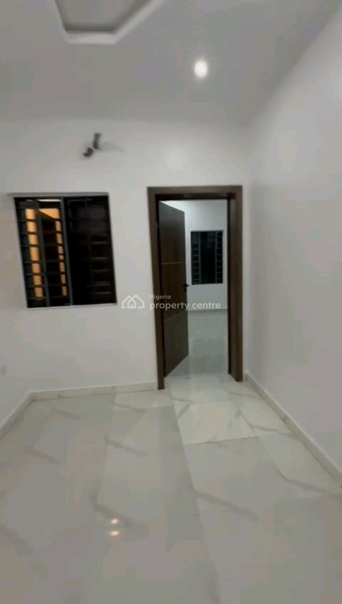 a Superb 3 Bedroom Terraced Flat Upstairs First Floor, Alaka Estate, Surulere, Lagos, Terraced Duplex for Rent