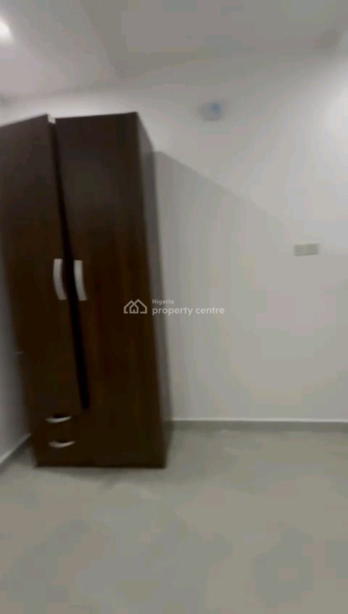a Superb 3 Bedroom Terraced Flat Upstairs First Floor, Alaka Estate, Surulere, Lagos, Terraced Duplex for Rent