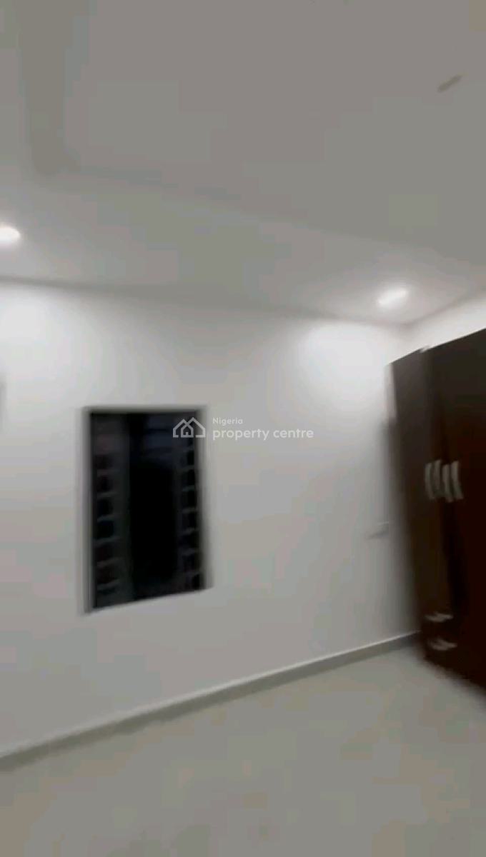 a Superb 3 Bedroom Terraced Flat Upstairs First Floor, Alaka Estate, Surulere, Lagos, Terraced Duplex for Rent
