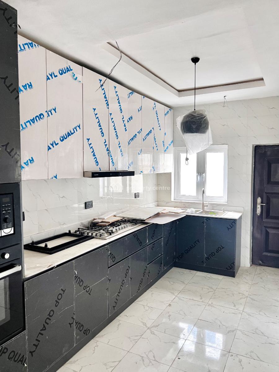 Great Bargain Purchase: Luxury 4-bedroom Terrace with a Bq in Lekki, Conrithians Court, Lekki Phase 1, Lekki, Lagos, Terraced Duplex for Sale