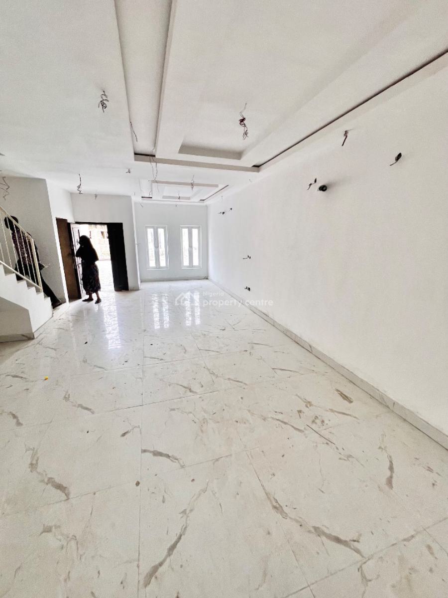 Great Bargain Purchase: Luxury 4-bedroom Terrace with a Bq in Lekki, Conrithians Court, Lekki Phase 1, Lekki, Lagos, Terraced Duplex for Sale
