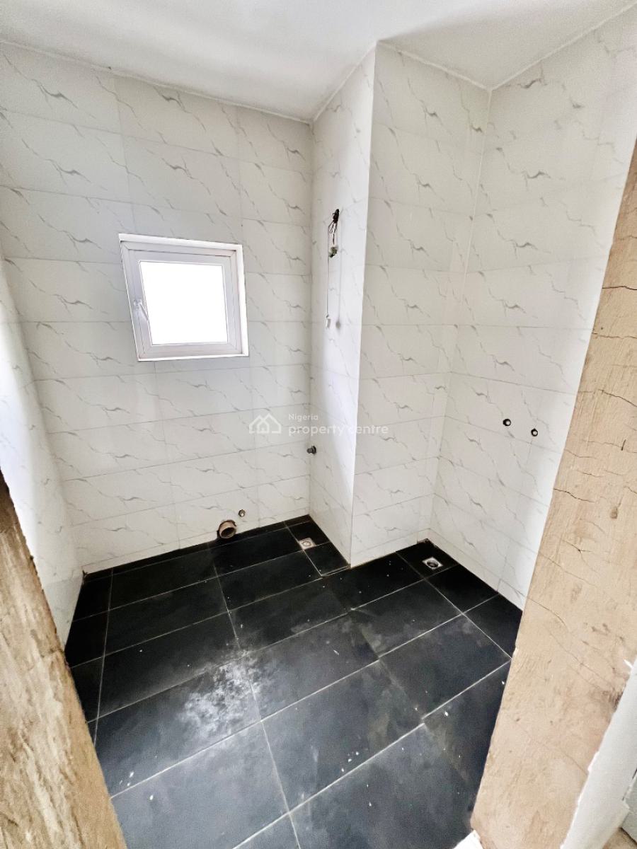 Great Bargain Purchase: Luxury 4-bedroom Terrace with a Bq in Lekki, Conrithians Court, Lekki Phase 1, Lekki, Lagos, Terraced Duplex for Sale