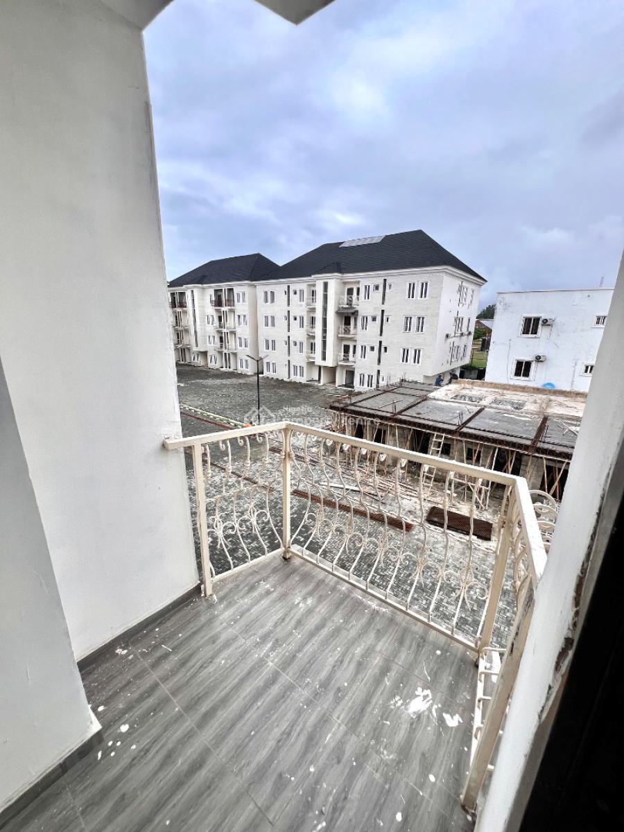 Great Bargain Purchase: Luxury 4-bedroom Terrace with a Bq in Lekki, Conrithians Court, Lekki Phase 1, Lekki, Lagos, Terraced Duplex for Sale