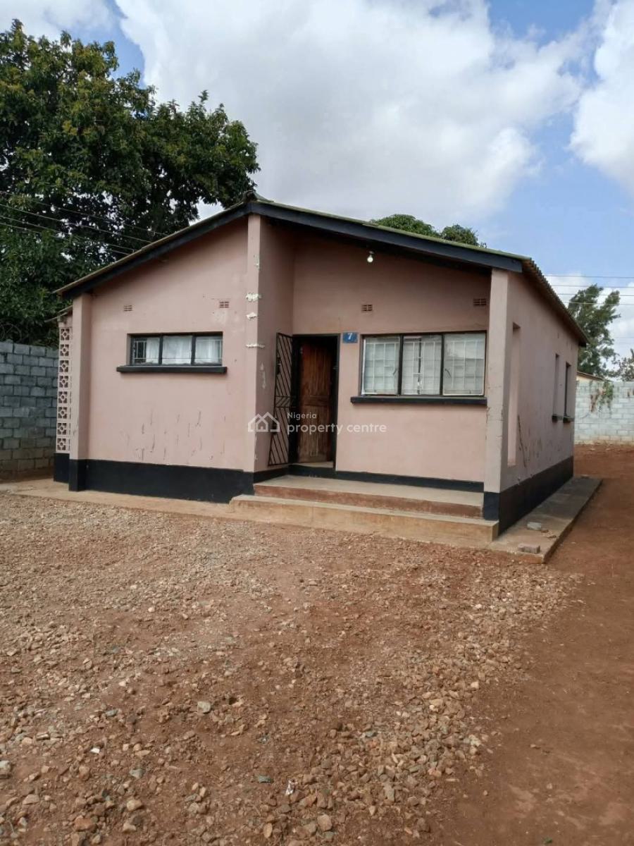 4 Bedroom Detached Bungalow with Bq, Itire, Lagos, Detached Bungalow for Sale