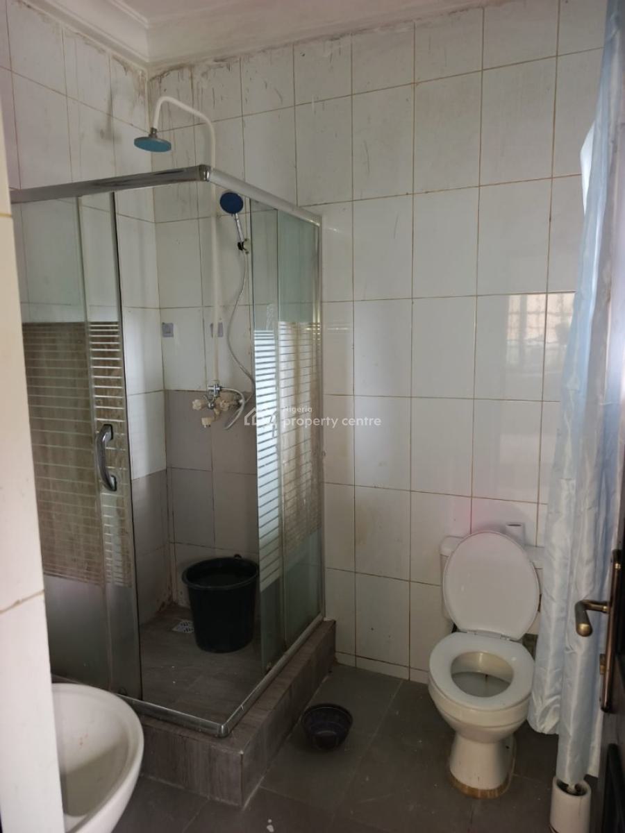 Self Serviced 3 Bedrooms Apartment with Bq, U3 Estate, Lekki Phase 1, Lekki, Lagos, Flat / Apartment for Rent
