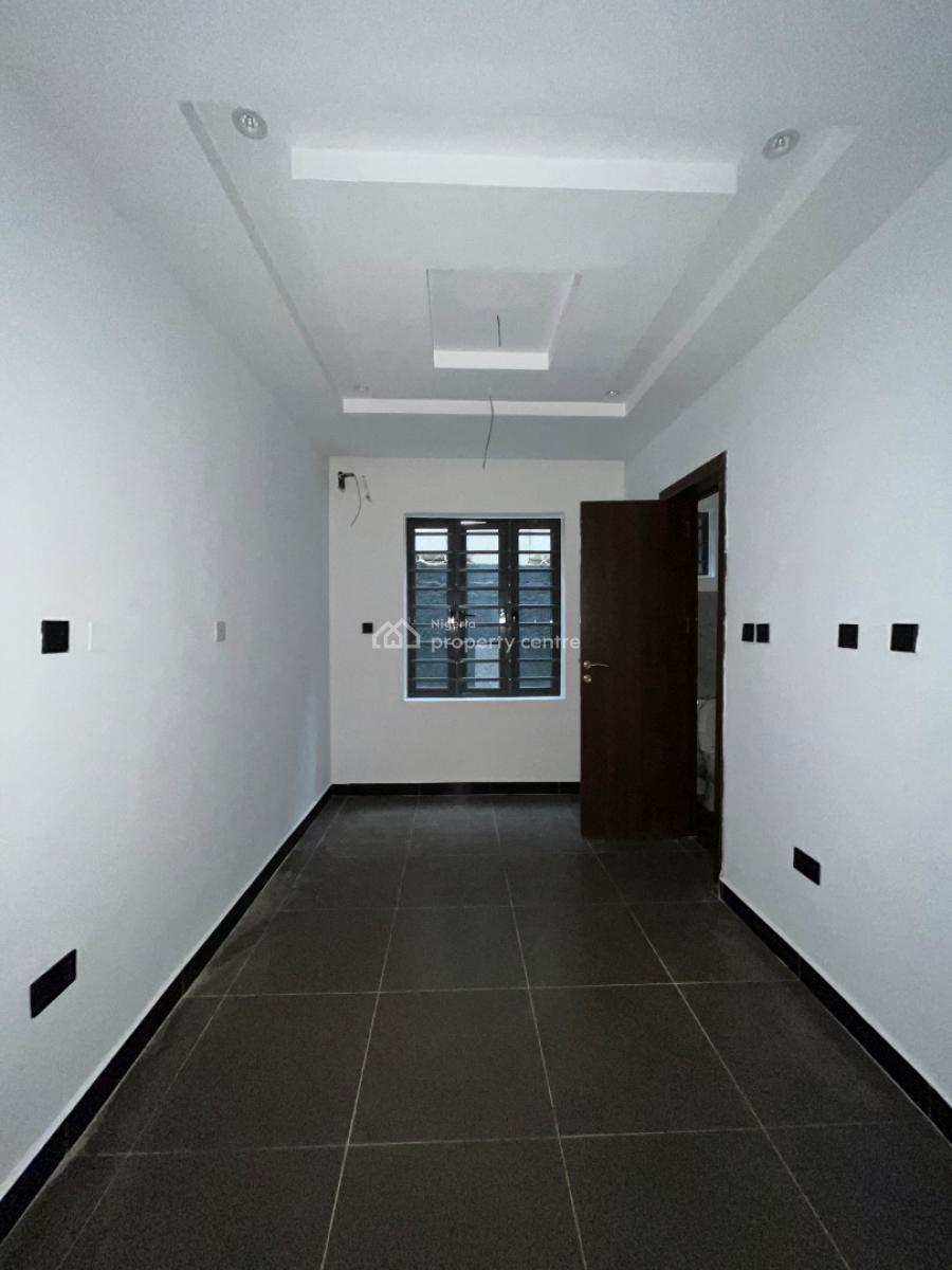 Deluxe 2 Bedrooms Apartment, Allen, Ikeja, Lagos, Flat / Apartment for Sale