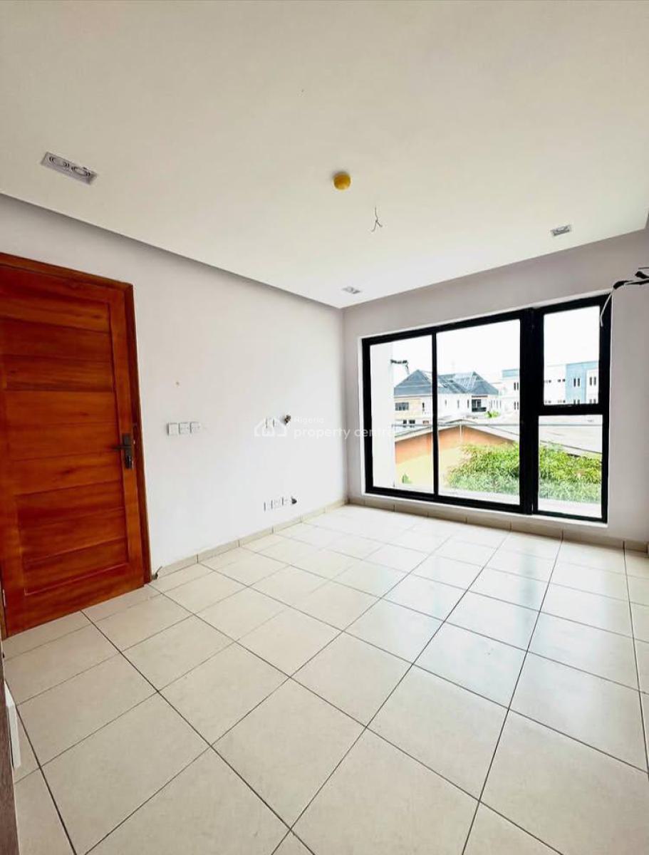 Brand New 2 Bedroom Apartment with Pool and Gym, Ologolo, Lekki, Lagos, Flat / Apartment for Sale