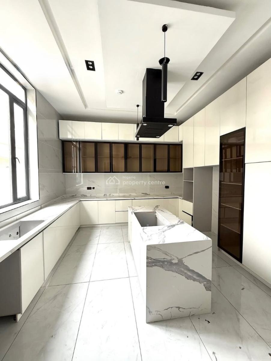 Spacious 5 Bedrooms Fully Detached House with Pool, Chevron, Lekki, Lagos, Detached Duplex for Sale