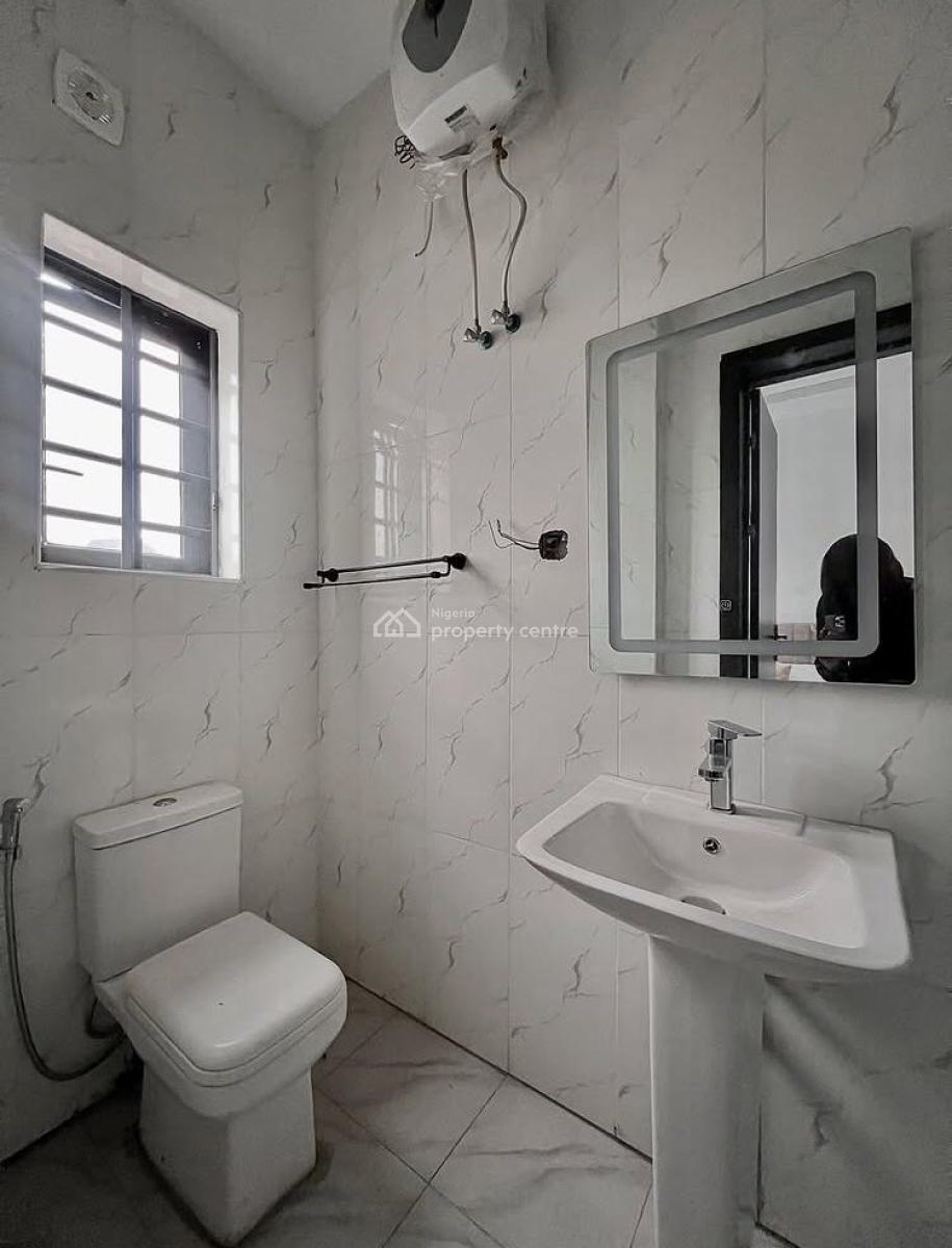 Well Finished 2 Bedrooms Apartment, Ologolo, Lekki, Lagos, Flat / Apartment for Sale