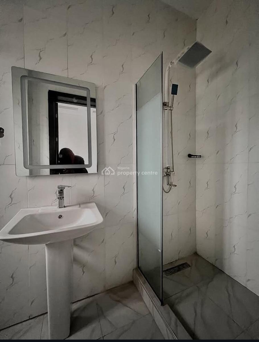 Well Finished 2 Bedrooms Apartment, Ologolo, Lekki, Lagos, Flat / Apartment for Sale