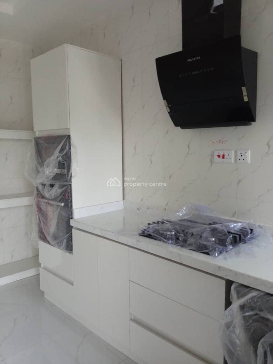3 Bedroom Flat with a Room Boys Quater, Off Thompson, Old Ikoyi, Ikoyi, Lagos, Flat / Apartment for Rent