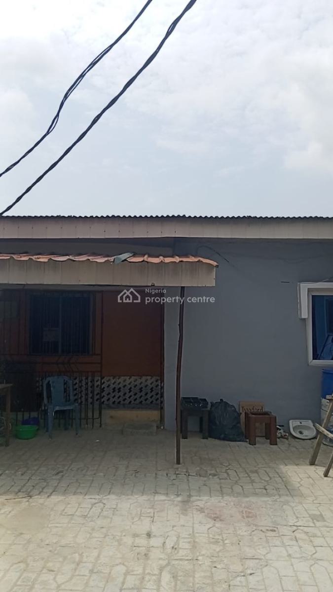 Spacious 3 Bedroom Bungalow + Bq, Abraham Adesanya Estate, Ajah, Lagos, Detached Bungalow for Rent