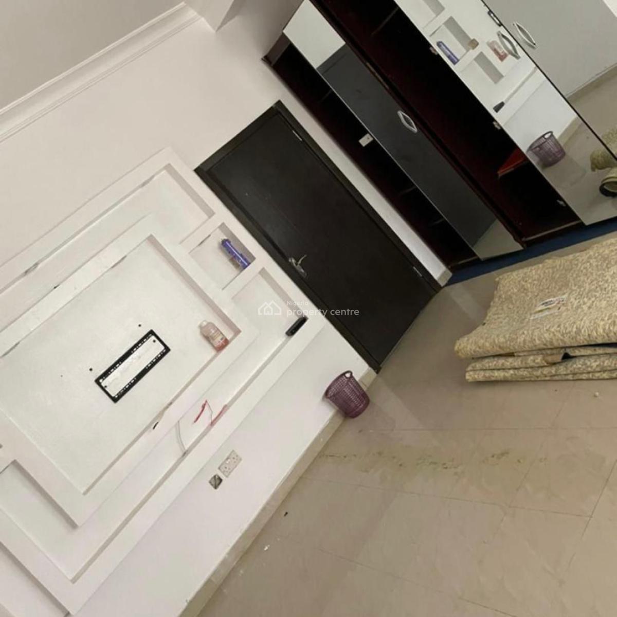 3 Bedroom Apartment in an Estate at Chevron, Lekki, Lagos, Flat / Apartment for Sale
