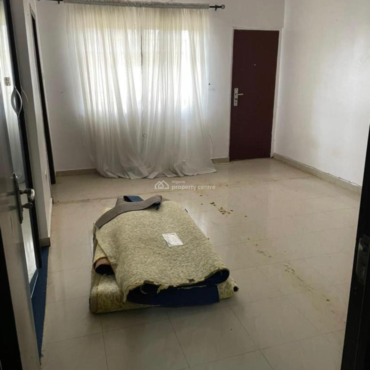 3 Bedroom Apartment in an Estate at Chevron, Lekki, Lagos, Flat / Apartment for Sale