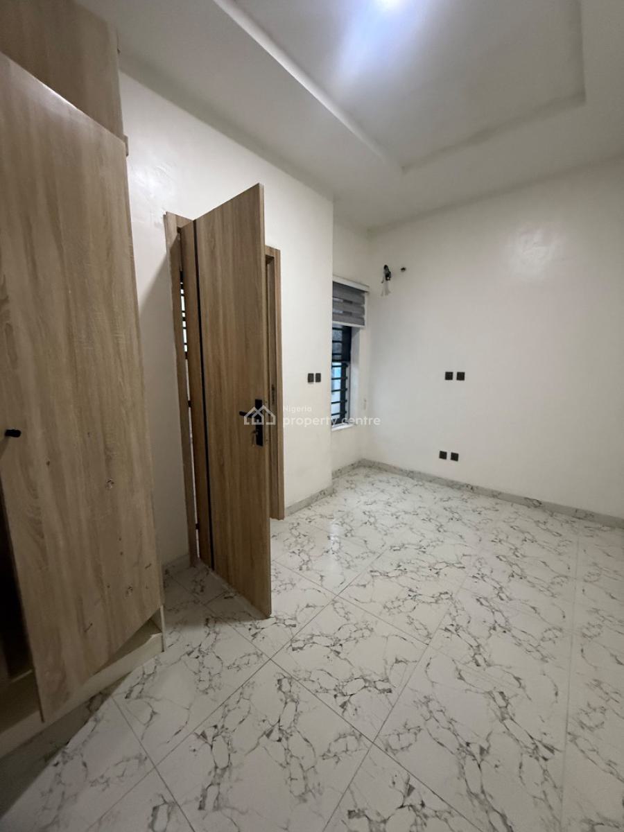 Spacious 4 Bedroom Terrace  Duplex for Super Distress, Orchid Road, Lekki Phase 2, Lekki, Lagos, Terraced Duplex for Sale