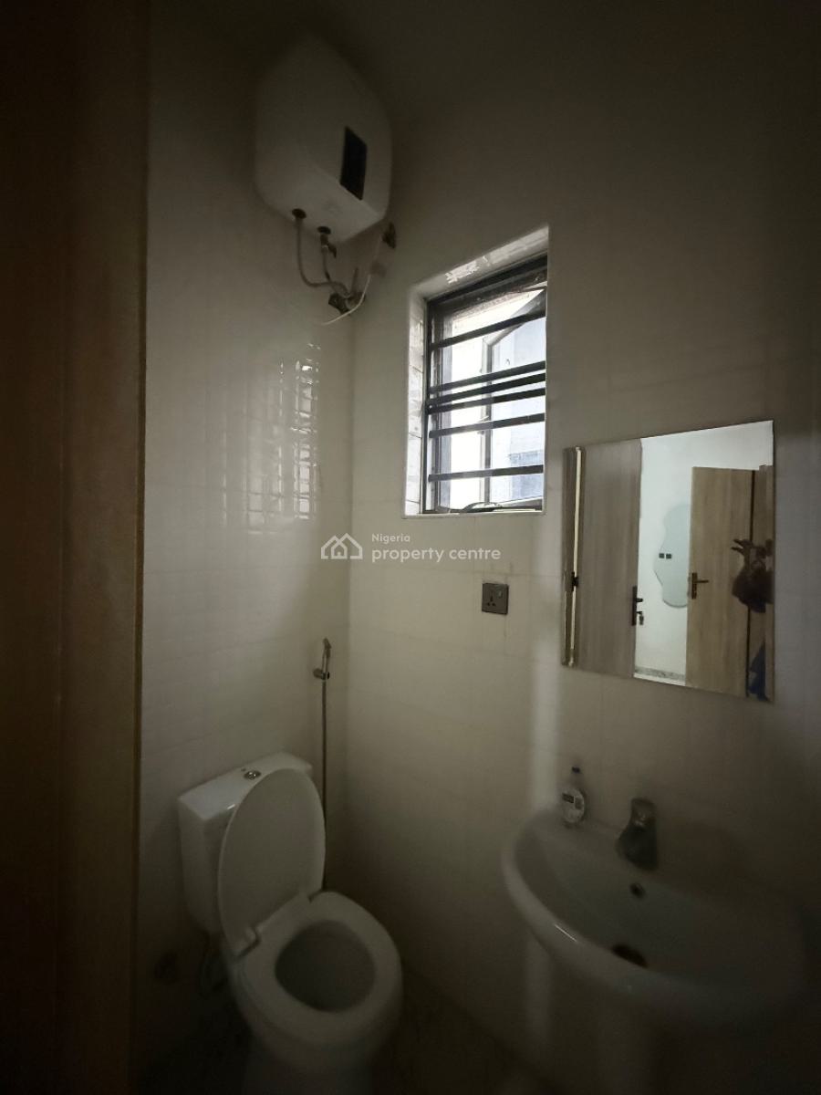 Spacious 4 Bedroom Terrace  Duplex for Super Distress, Orchid Road, Lekki Phase 2, Lekki, Lagos, Terraced Duplex for Sale