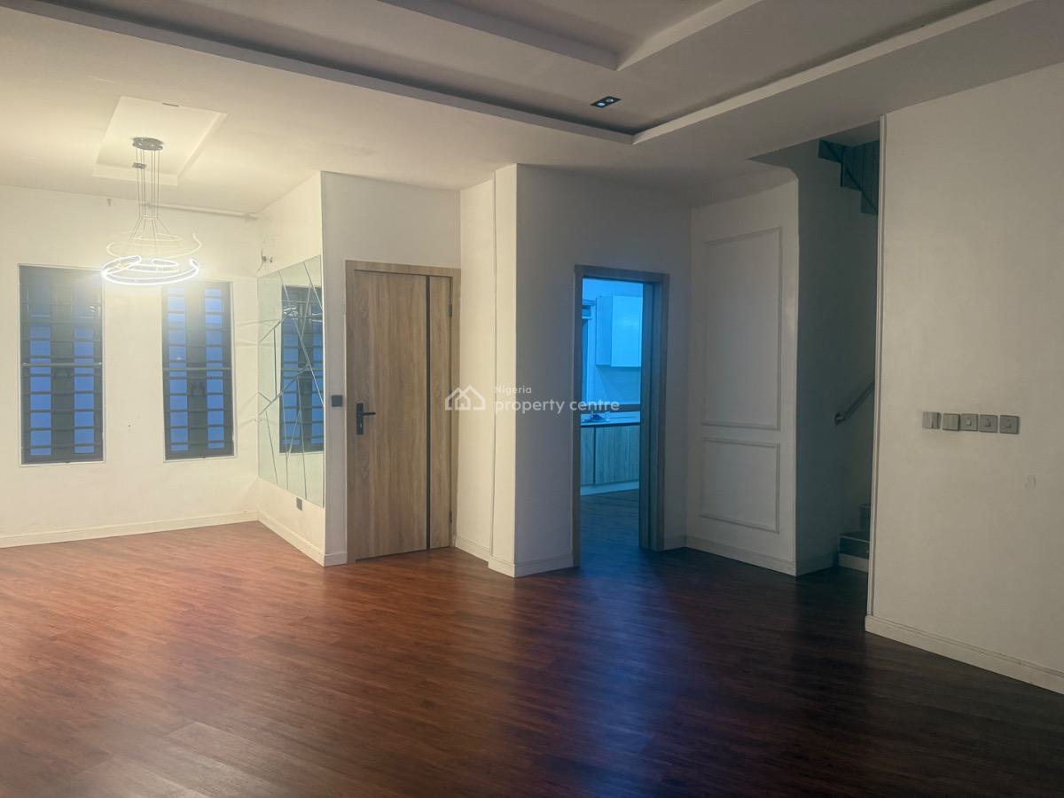 Spacious 4 Bedroom Terrace  Duplex for Super Distress, Orchid Road, Lekki Phase 2, Lekki, Lagos, Terraced Duplex for Sale