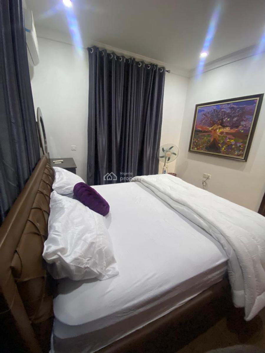 *massive Luxurious 1bedroom Flat with  2toilets 3rd Floor*, By Shafa Filling Station, Wuye, Abuja, Self Contain (single Rooms) for Rent