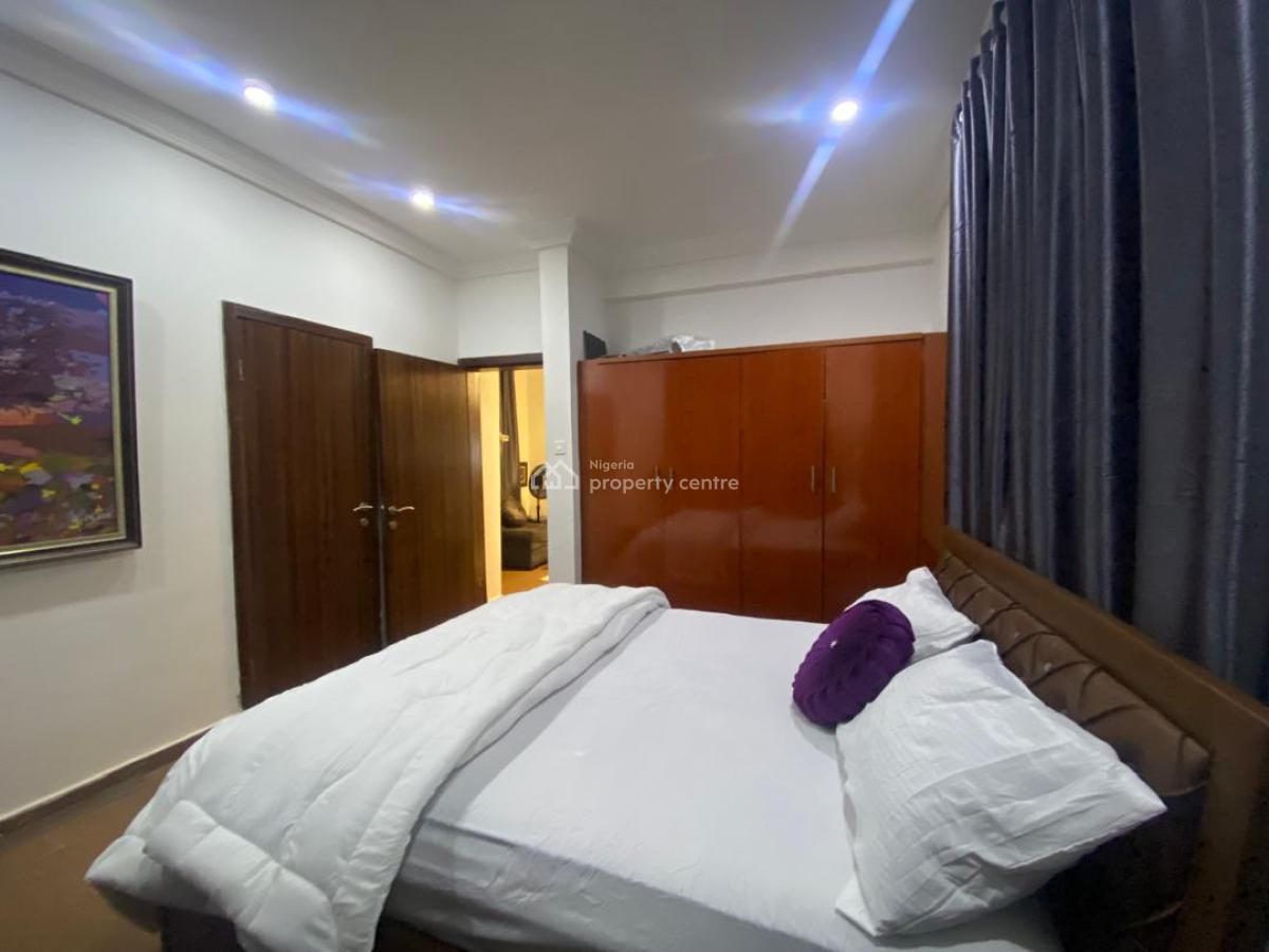 *massive Luxurious 1bedroom Flat with  2toilets 3rd Floor*, By Shafa Filling Station, Wuye, Abuja, Self Contain (single Rooms) for Rent