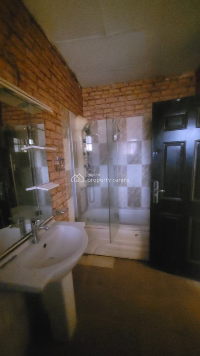 Massive 3 Bedroom Flat with Ceiling, By Games Village, Kaura, Abuja, Flat / Apartment for Rent