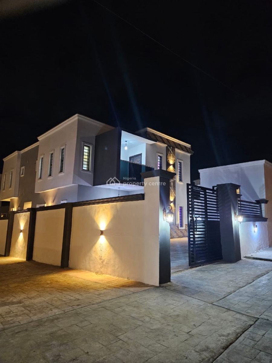 Executive Built of 4 Bedrooms Duplex with a Bq, Kolapo Ishola Gra Ibadan, Akobo, Ibadan, Oyo, Detached Duplex for Sale