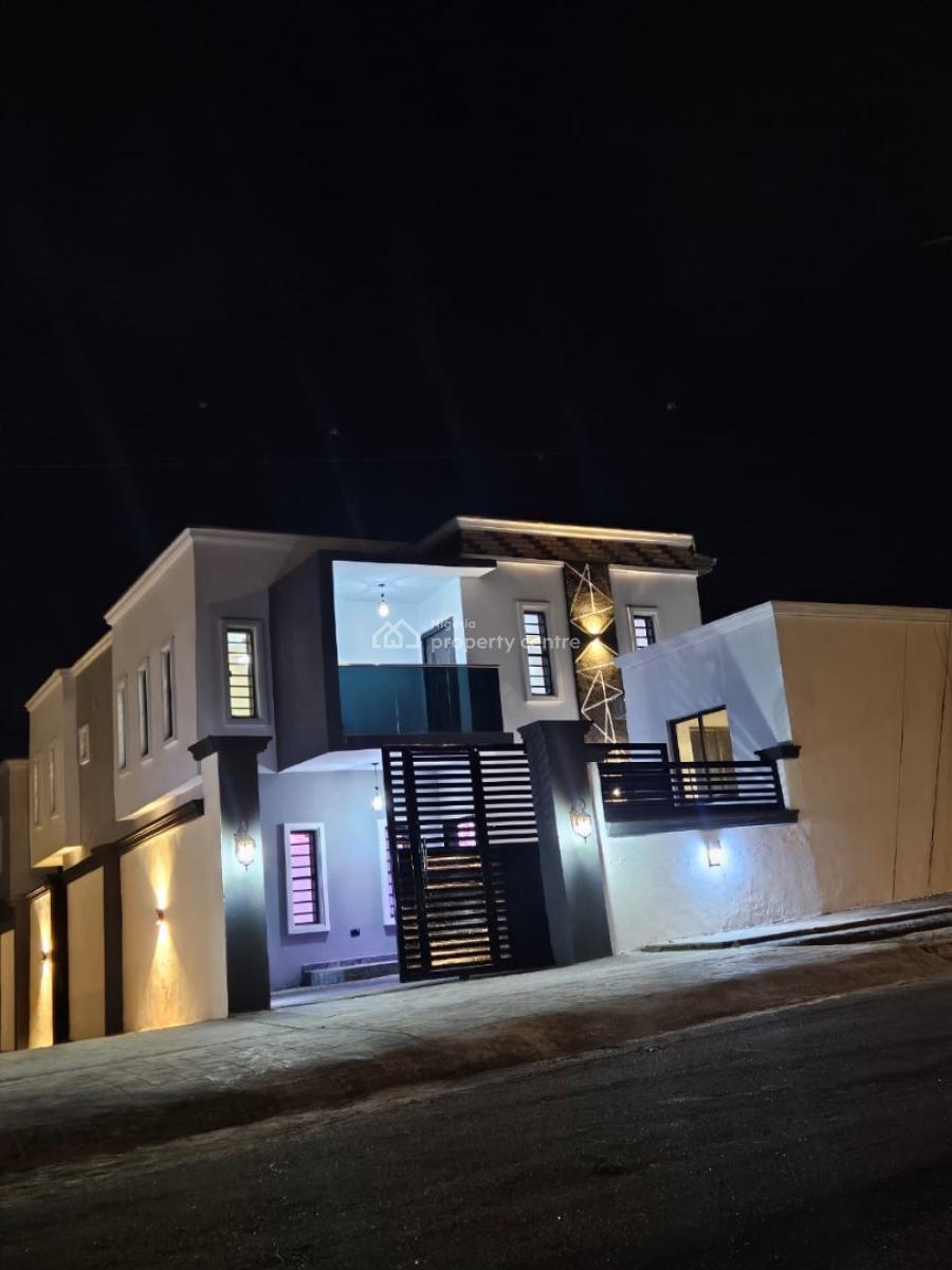 Executive Built of 4 Bedrooms Duplex with a Bq, Kolapo Ishola Gra Ibadan, Akobo, Ibadan, Oyo, Detached Duplex for Sale