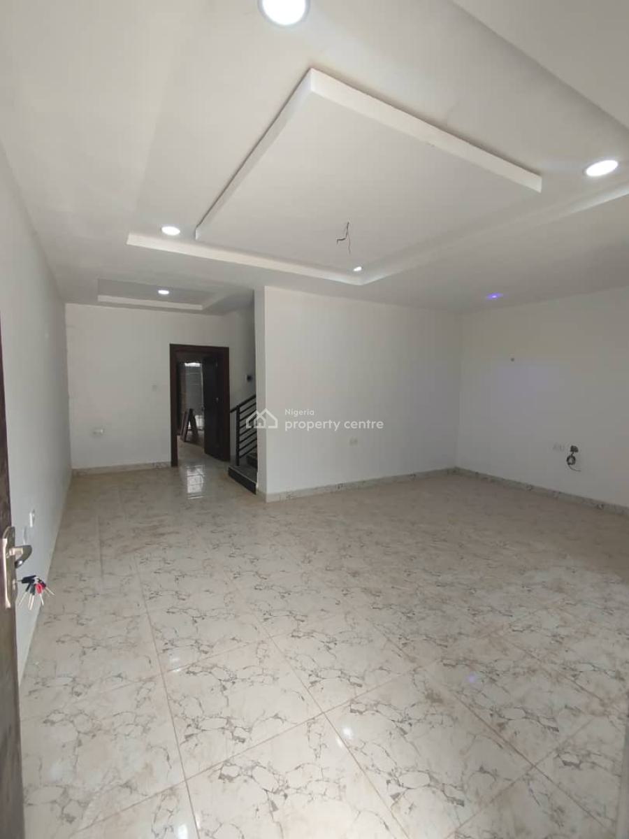 4 Bedroom Terrace Duplex with Bq Untarred Road Jahi, Jahi, Jahi, Abuja, Terraced Duplex for Rent