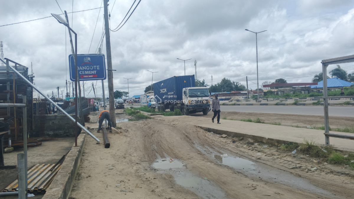Land Measuring Directly Facings Express Way, Ibeju-lekki Bus Stop, Ibeju Lekki, Lagos, Mixed-use Land for Sale