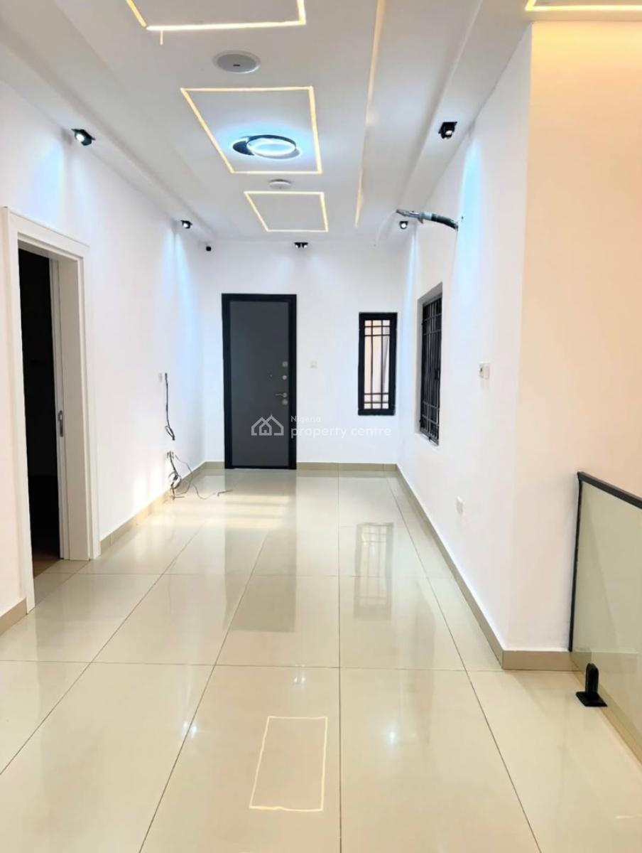 Luxurious 5 Bedroom Semi Detached Duplex with Gazebo, Guzape District, Abuja, Semi-detached Duplex for Sale