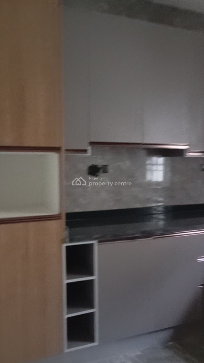 a Well Finished 5 Bedroom Terrace Duplex with Bq, Guzape, Guzape District, Abuja, Terraced Duplex for Sale