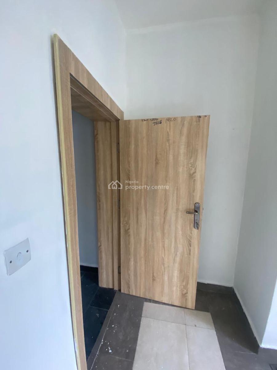 Newly Renovated 2 Units If 2 Bedrooms Apartments Downstairs and Upstai, Oniru Lekki, Oniru, Victoria Island (vi), Lagos, Flat / Apartment for Rent