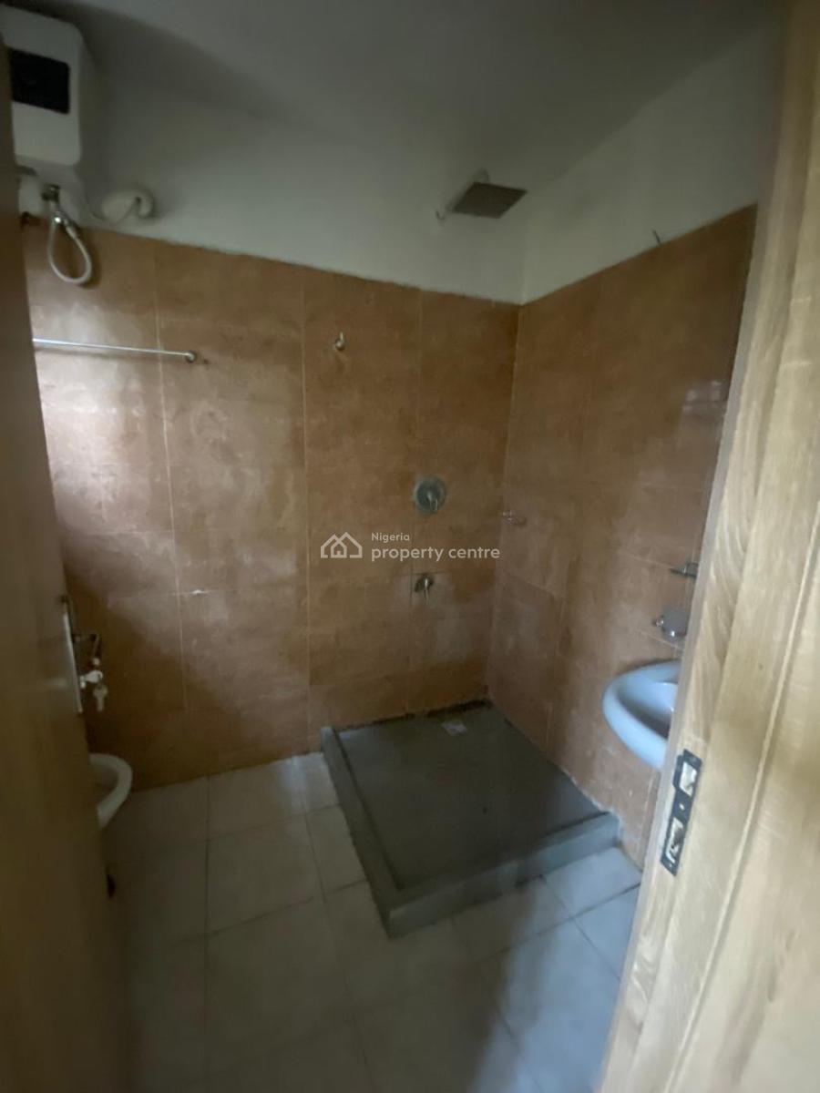 Newly Renovated 2 Units If 2 Bedrooms Apartments Downstairs and Upstai, Oniru Lekki, Oniru, Victoria Island (vi), Lagos, Flat / Apartment for Rent