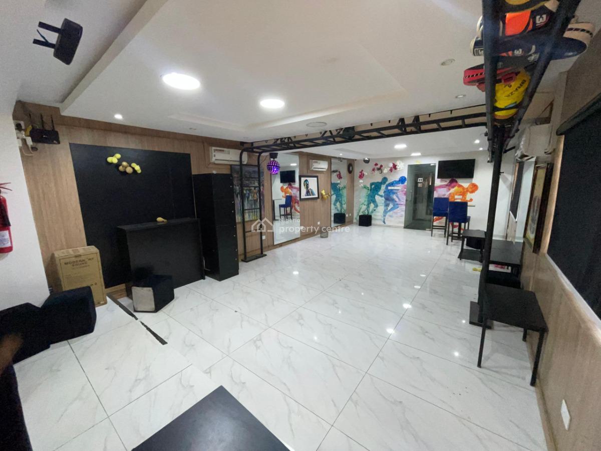 18 Units of 1 and 2 Bedroom Apartments, Ikate, Lekki, Lagos, Block of Flats for Sale