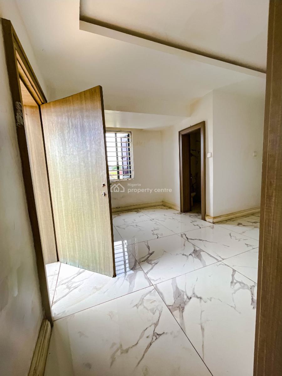 Spacious 5 Bedrooms Furnished Semi Detached Duplex in Estate, Ochacho, Idu Industrial, Abuja, Semi-detached Duplex for Sale