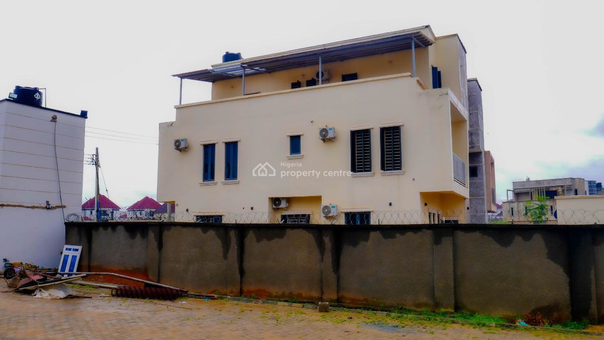 Spacious 5 Bedrooms Furnished Semi Detached Duplex in Estate, Ochacho, Idu Industrial, Abuja, Semi-detached Duplex for Sale